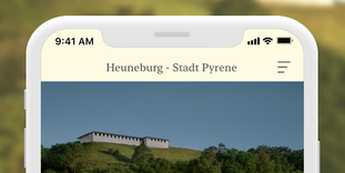 Unterseite der Heuneburg-App auf einem Mobiltelefon