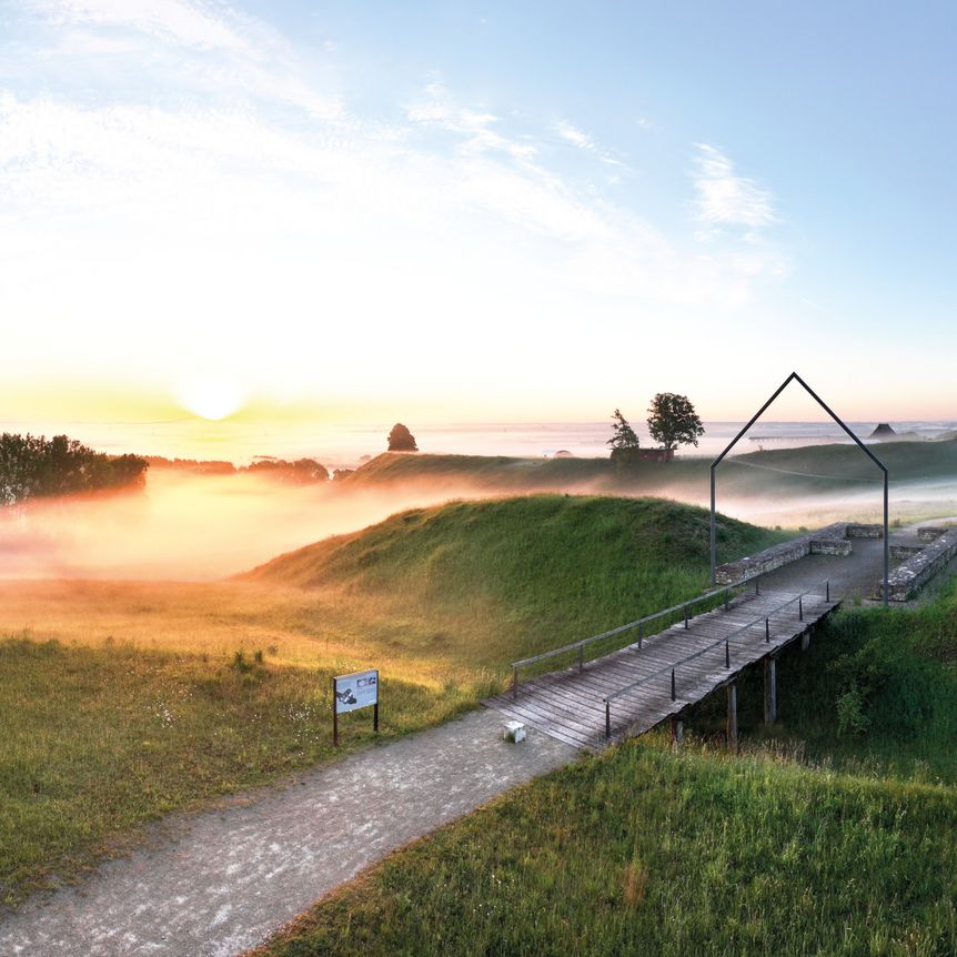 Heuneburg Stadt Pyrene, Naturerlebnistag, Landschaft im morgendlichen Nebel