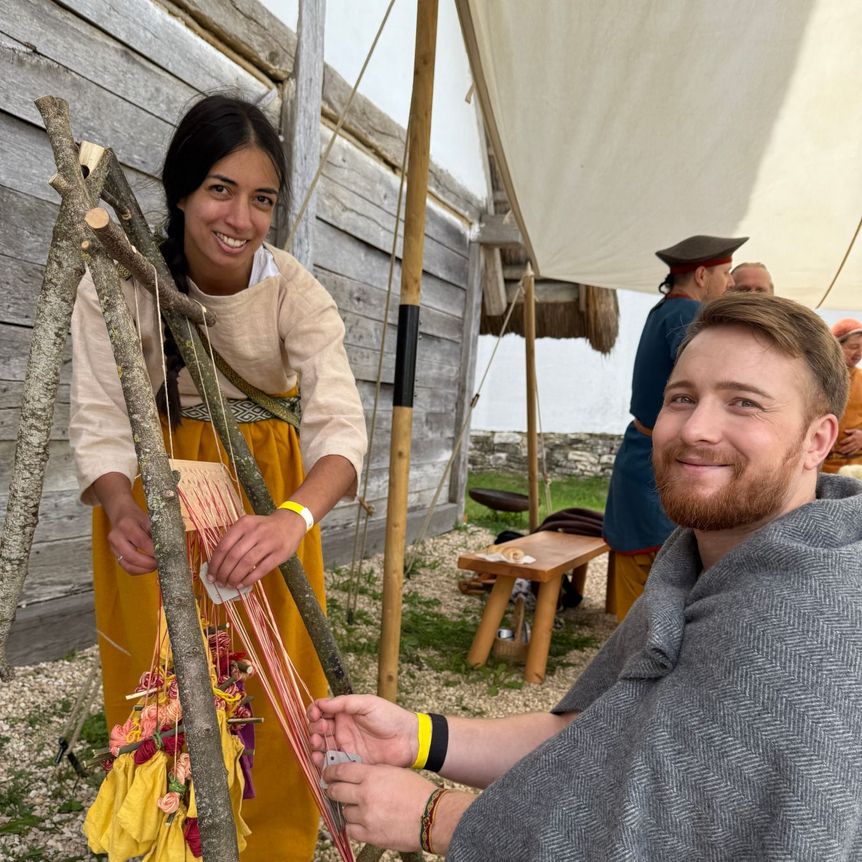 Heuneburg – Stadt Pyrene, Events, Darstellerin und Darsteller in keltischer Kleidung