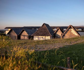 Heuneburg – Stadt Pyrene, Rekonstruktion der Werkstätten und Wohnhäuser